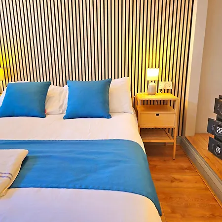 Hostel Abigail's *