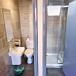 아비가일스 호스텔 *
