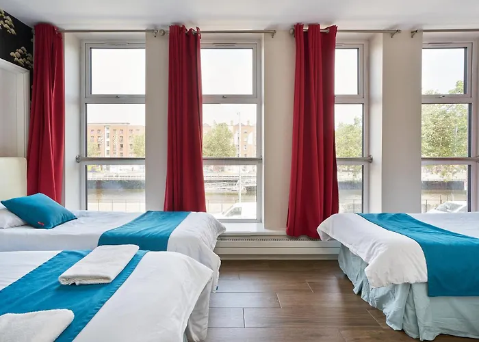 アビゲイルズ ホステル *